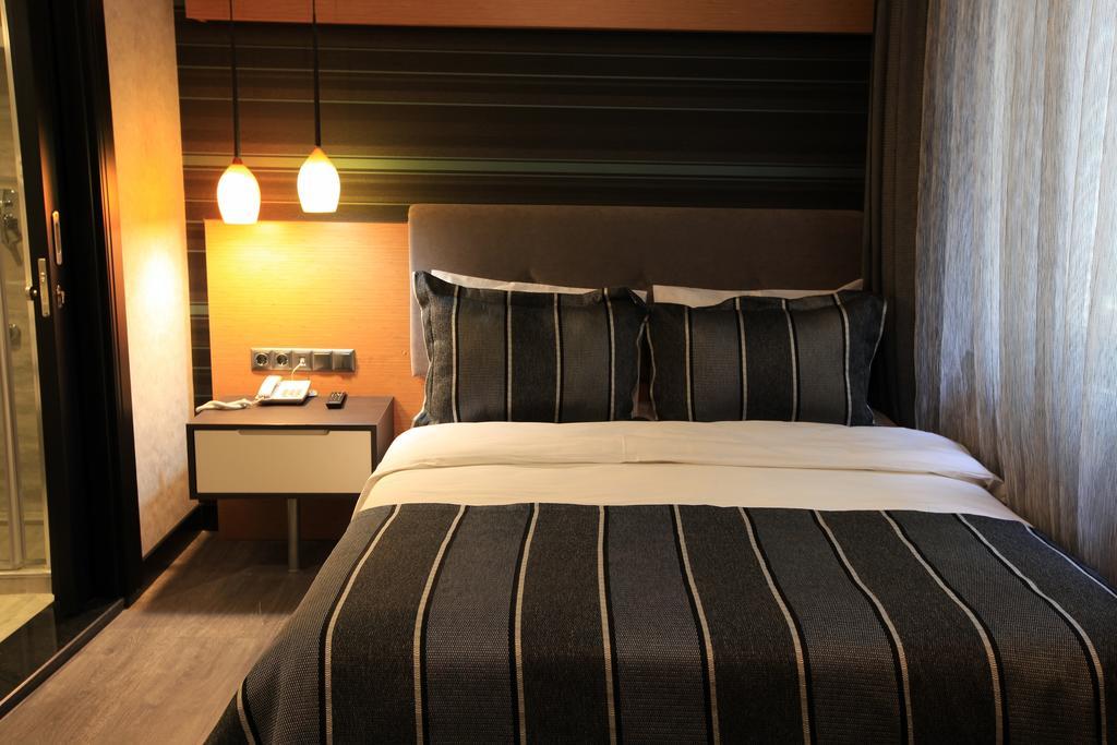 The Black Hotel Eskişehir Esterno foto