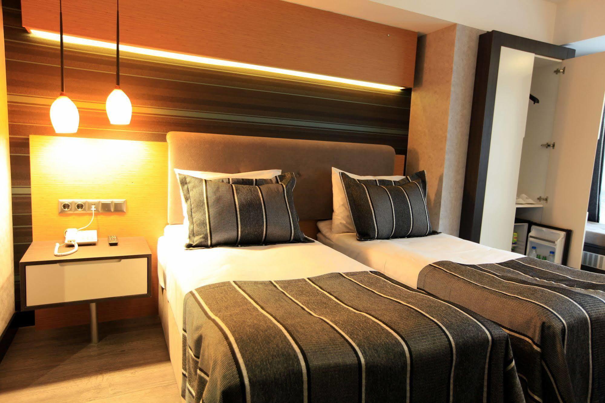 The Black Hotel Eskişehir Esterno foto
